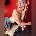 Kat Eliana avatar