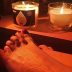 HandsOnHerFeet avatar