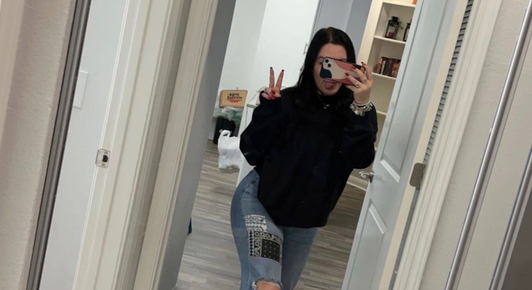 Kates little feet cover image