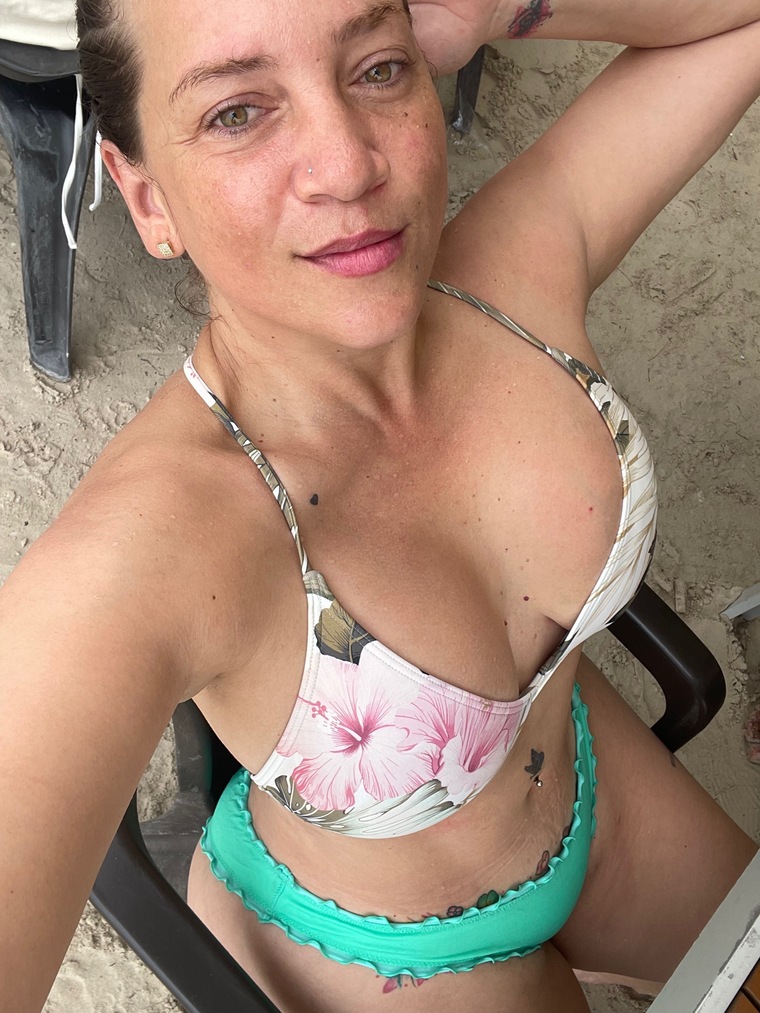 Katherine Herrera cover image