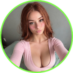 Katie 🍓  (18y/o) avatar