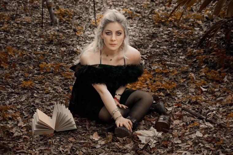 Katrina Auri cover image