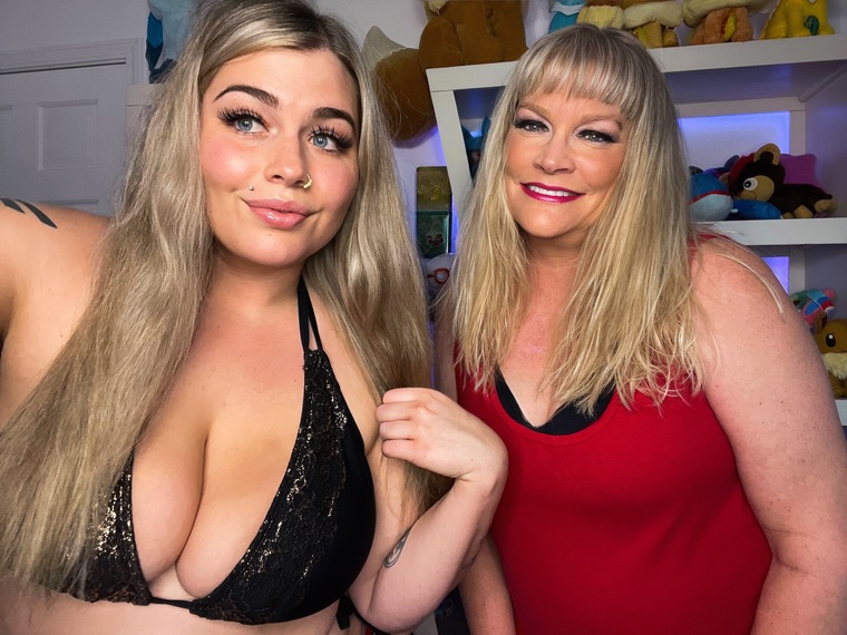 Mom and Me banner image