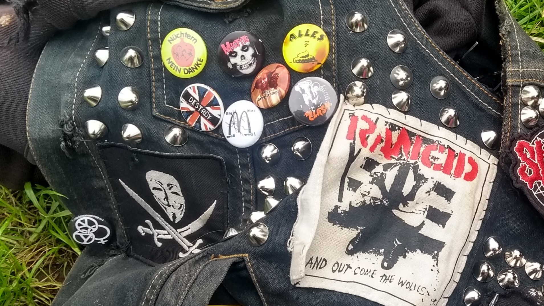 Kein Sex mit Nazis cover image
