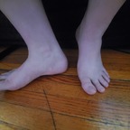 Kelly Toesies avatar