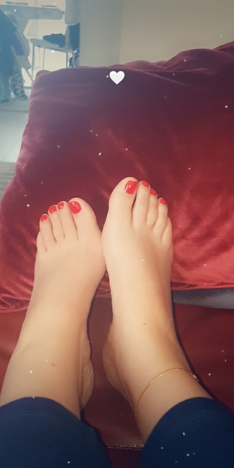 Sweet feet Queen banner image