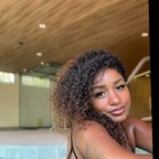 kelly medeiros avatar
