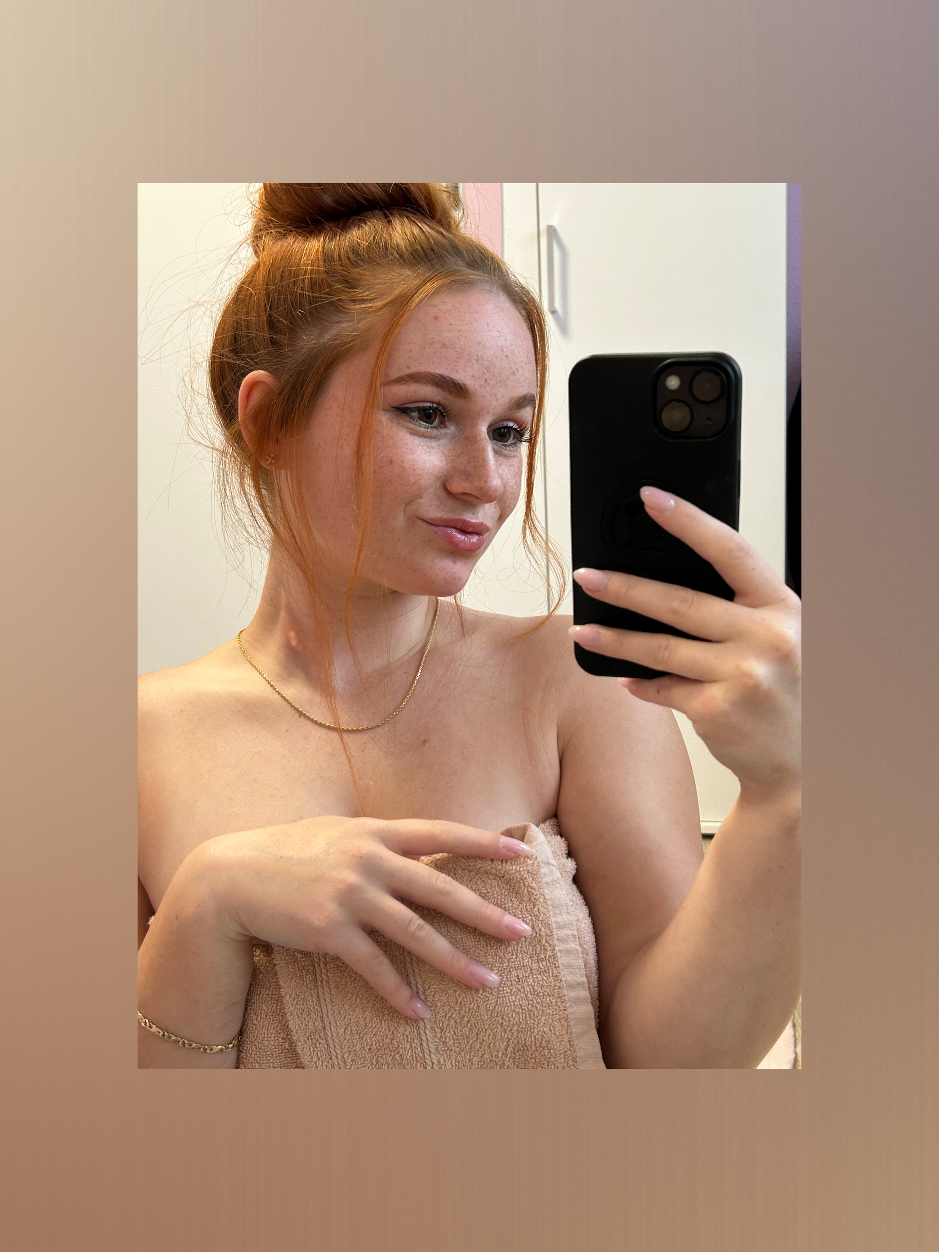Kelly banner image