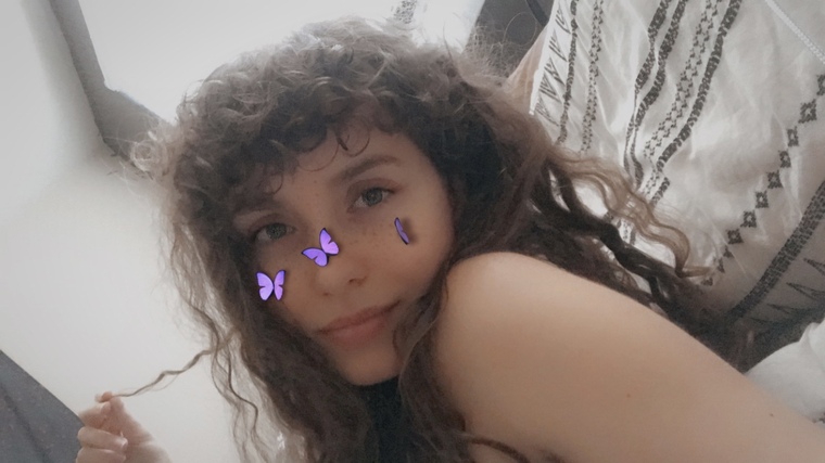 K💜 banner image
