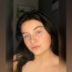 KikiMae avatar