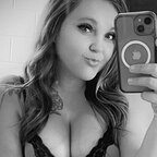 Kimmy Suts avatar