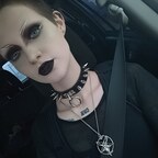 Evelyn avatar