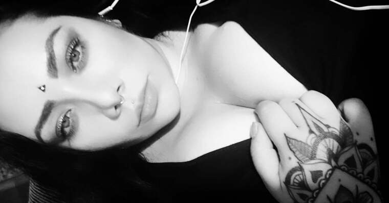 Irina_Singer_Suicide cover image