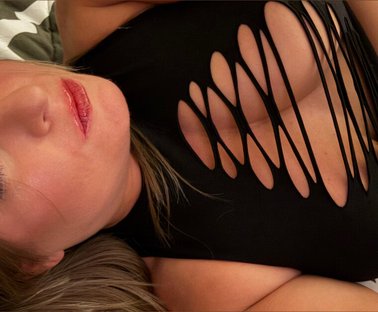 Midnight Mrs ✨ banner image
