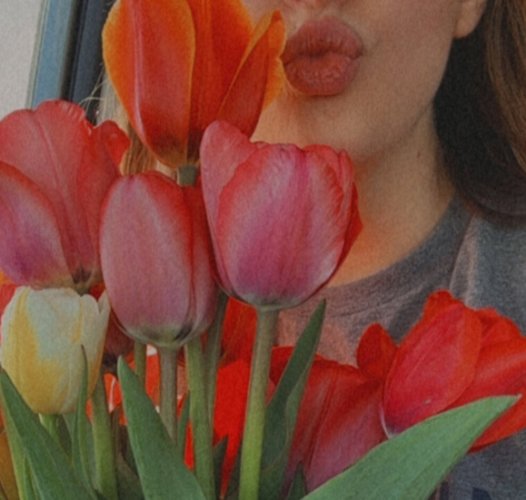 KissesfromK cover image