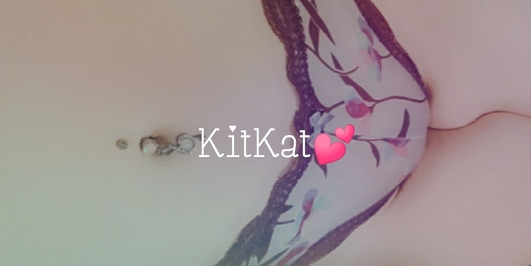 KitKat🥰 cover image
