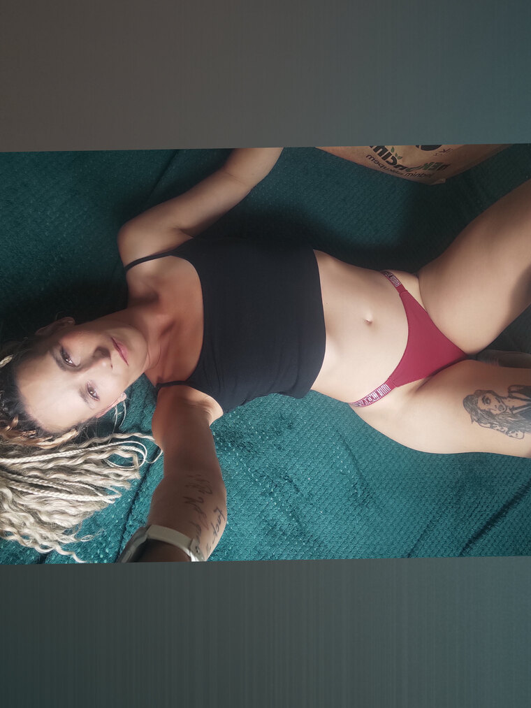 Kitty_blunt420 cover image