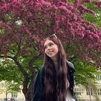 Lory avatar