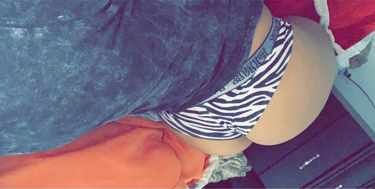 PrettyxKitty cover image