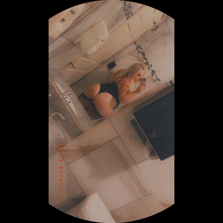 KiwiKissXO banner image