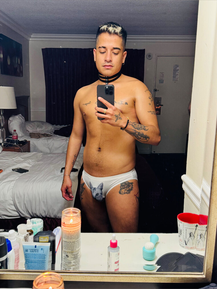 Kevin López cover image