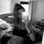 ktrinaaa__ avatar