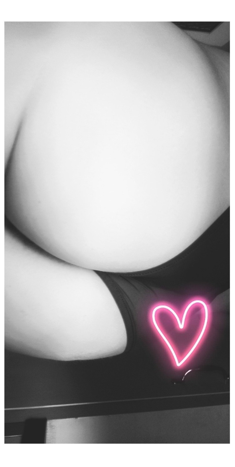 Lalouiseee cover image