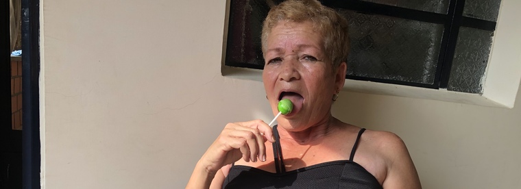 La Abuela cover image