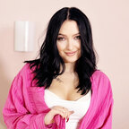 Lacey Skye avatar