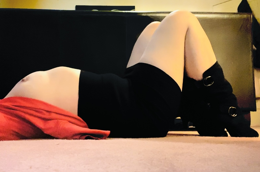 Lacey T banner image