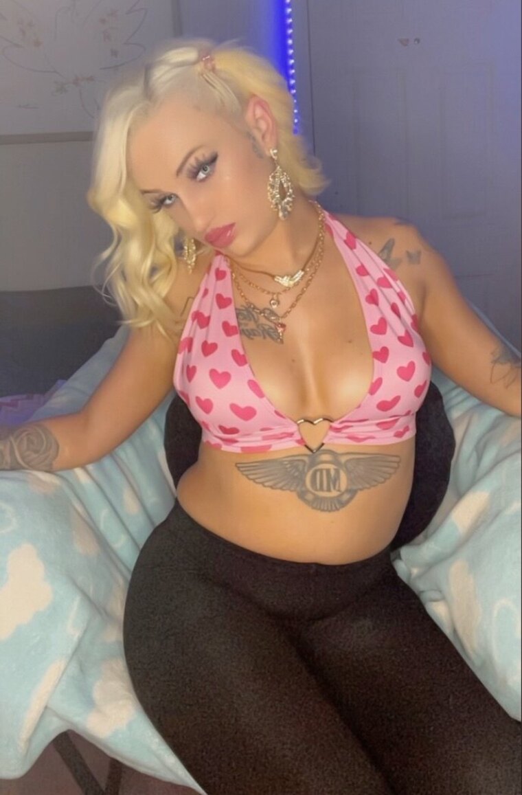 Laci Rides banner image
