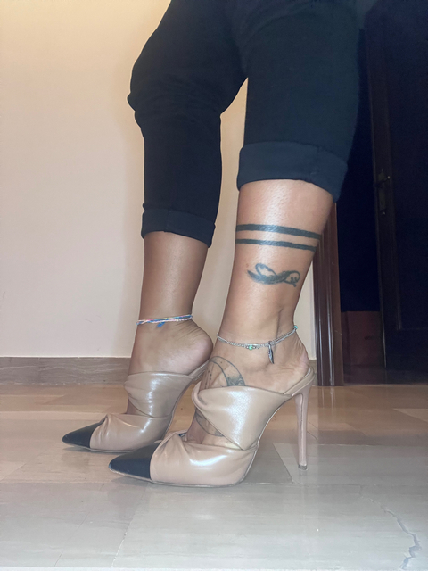 I piedi dei piedi cover image