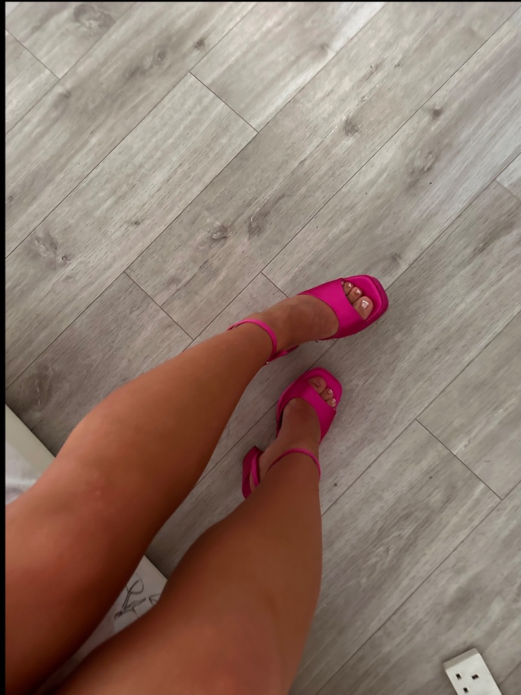 Lady.Toes cover image