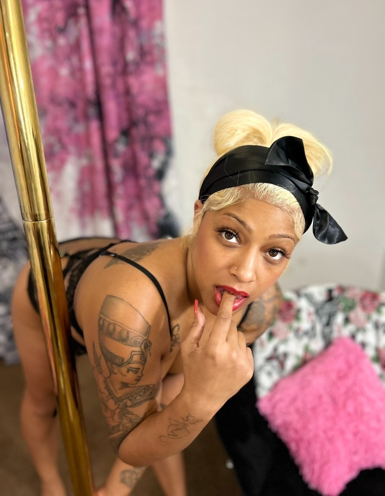MizAnna cover image