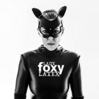 ladyfoxylatex avatar