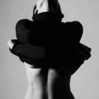 Lady in black avatar