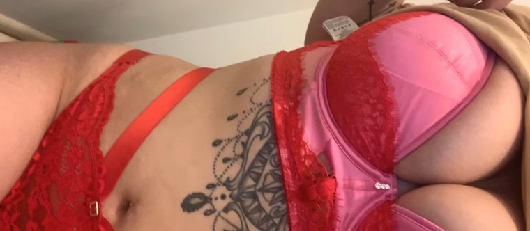 Louise🍑 cover image