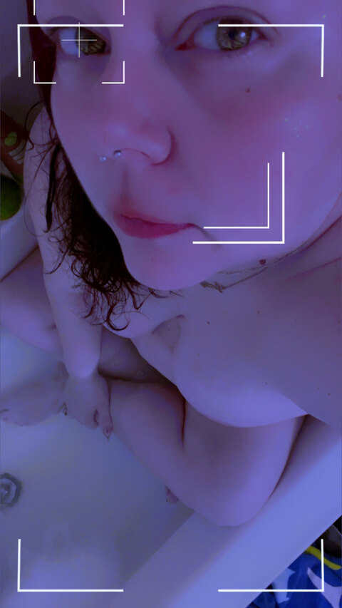 Earthymoongoddess420 cover image