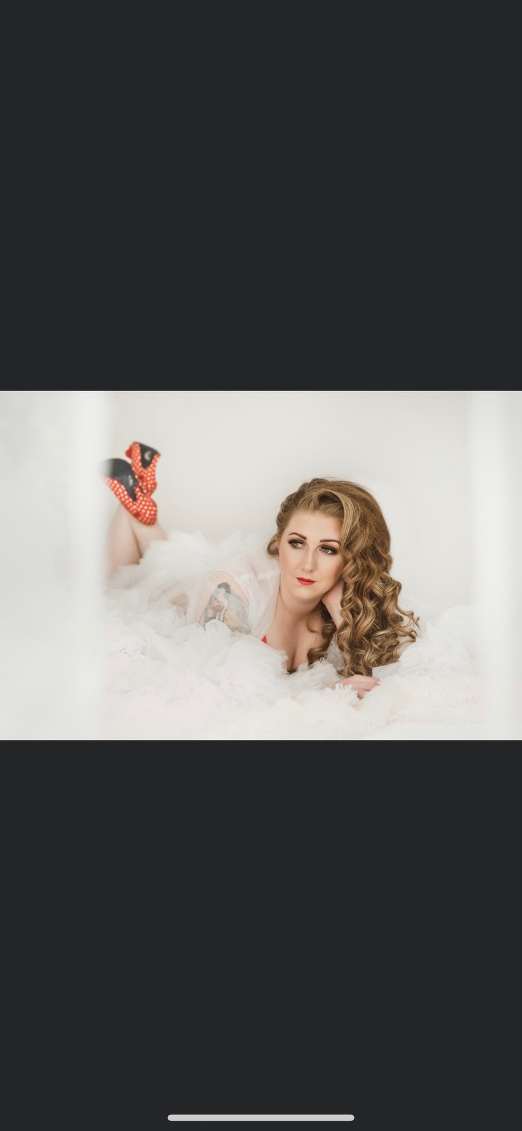 LadyRed32 cover image