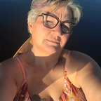 Lake Mama avatar