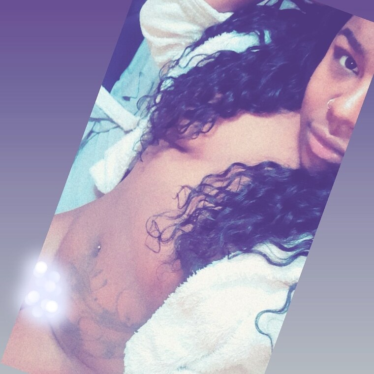 La negra saca leche 😈🔥 cover image