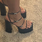 asian girl toes avatar