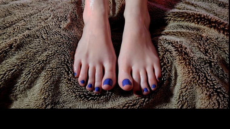 LaPetiteFeet69 banner image
