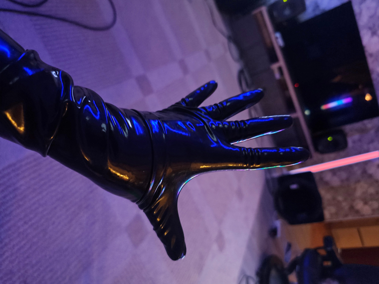 Lateksi cover image
