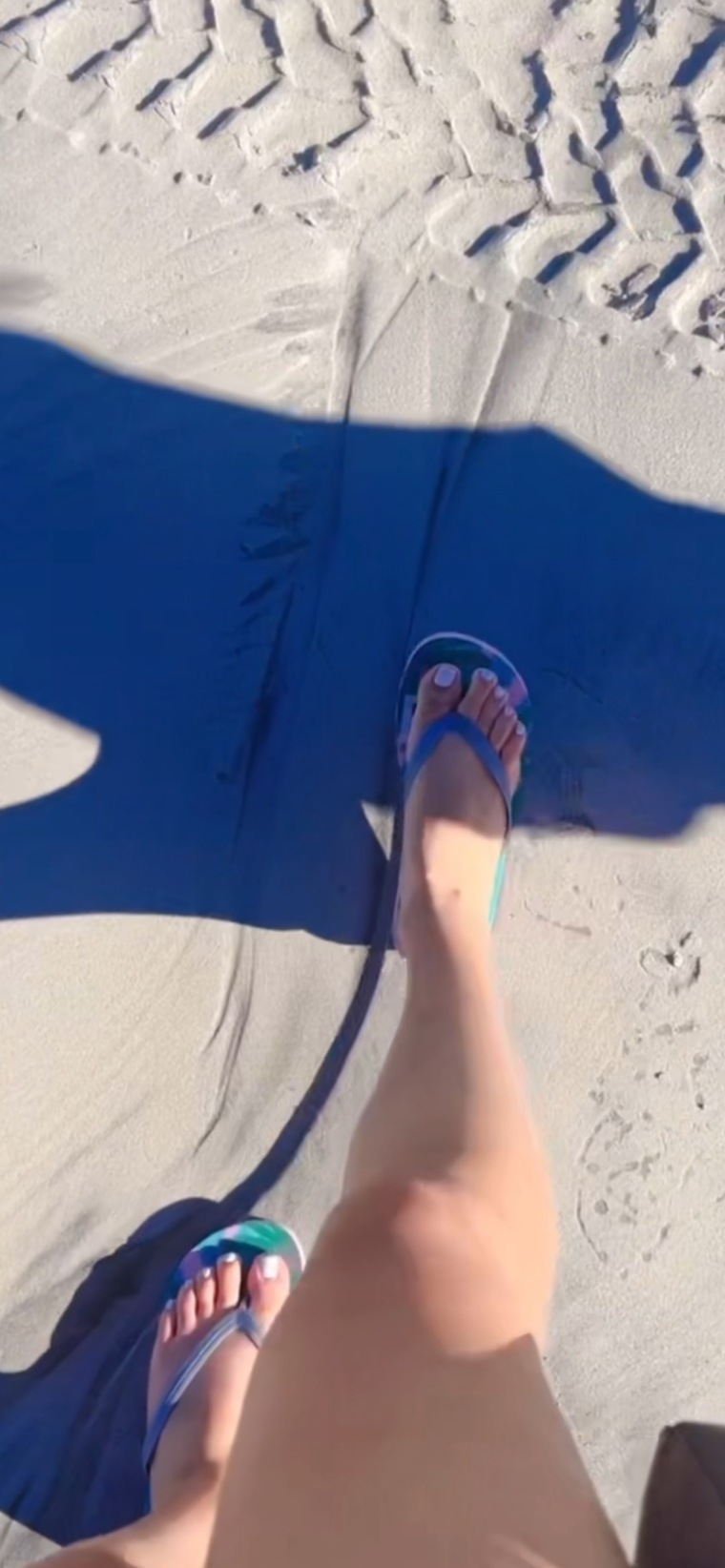 Latina Pretty feet cover image