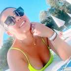 Latina abroad avatar
