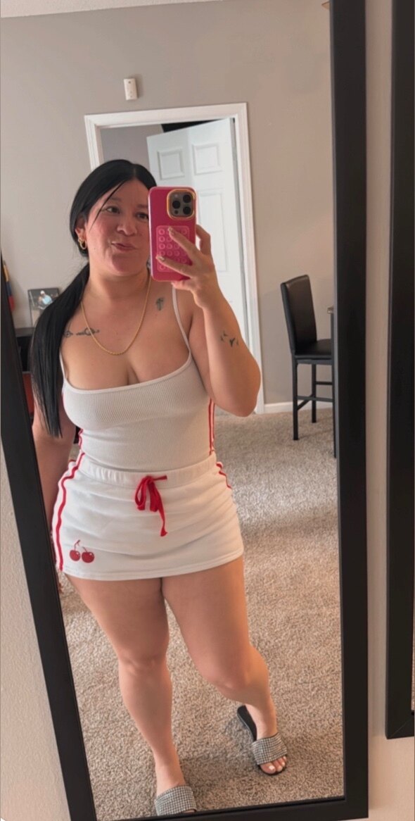 Latina Glow👸🏻❤️🔥 banner image