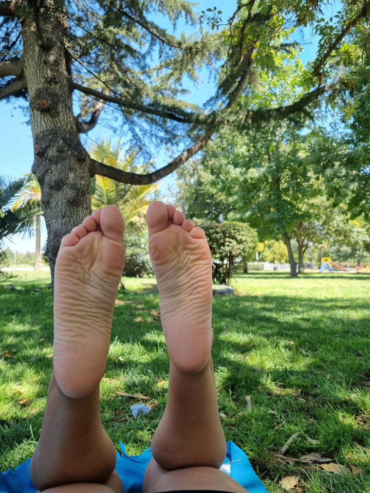 latina nicefeet banner image