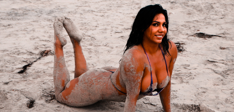 latinmusclegoddess banner image