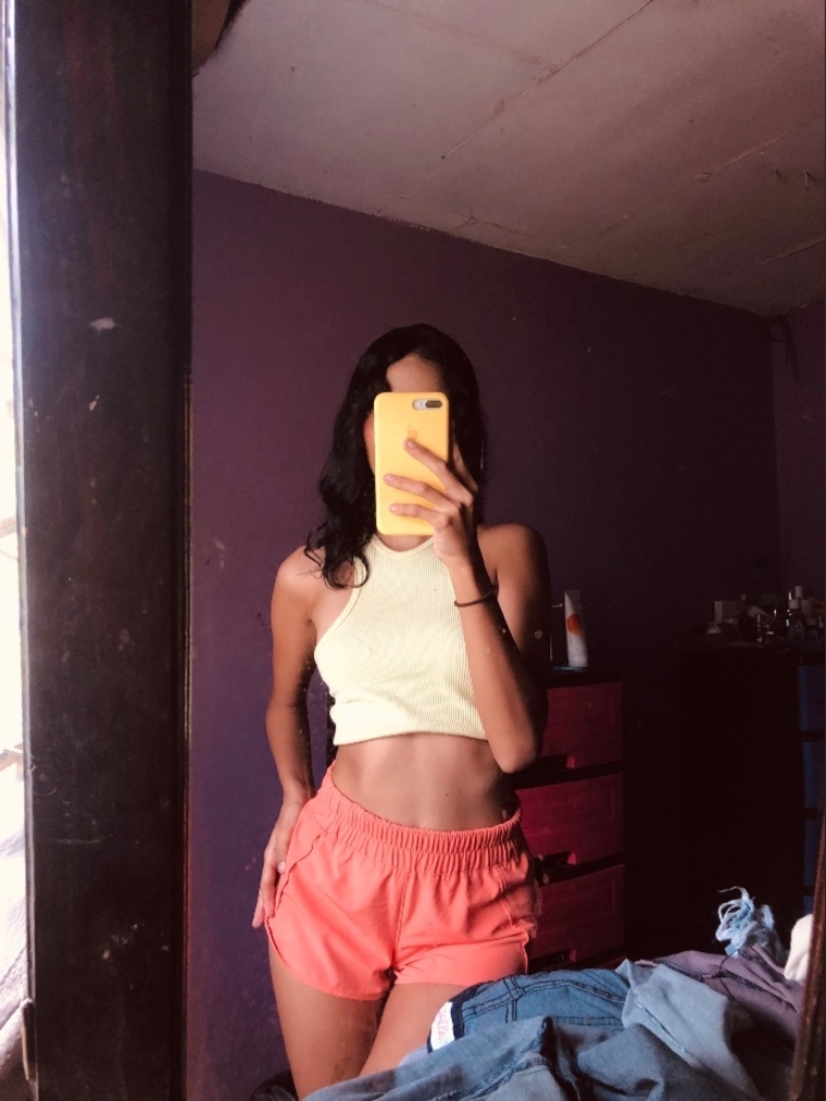 Tati🍒 banner image